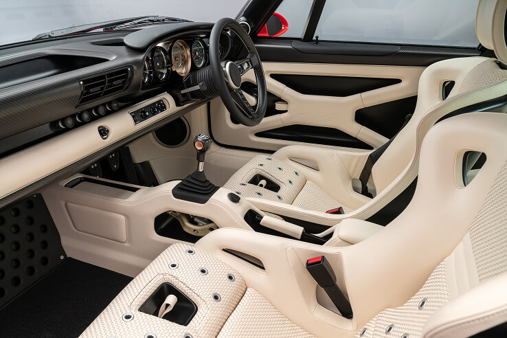 singer dls interior